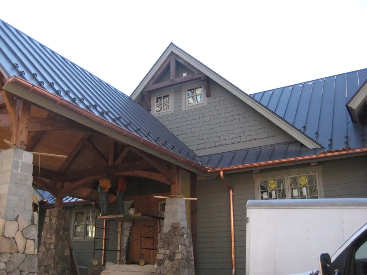 Craftsman Roofing team delivering quality roofing work in Llanerch